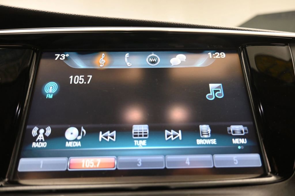 Used 2017 Buick Envision Essence AWD/4WD image 15