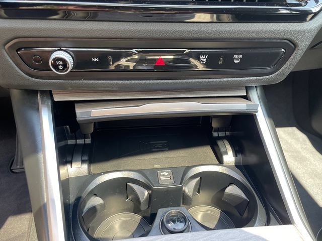 Used 2026 BMW 330i xDrive Sedan AWD/4WD image 34