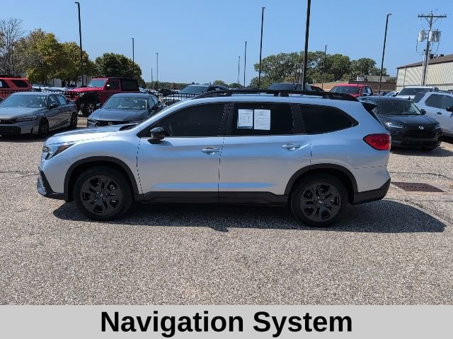 Used 2025 Subaru Ascent Bronze Edition image 3