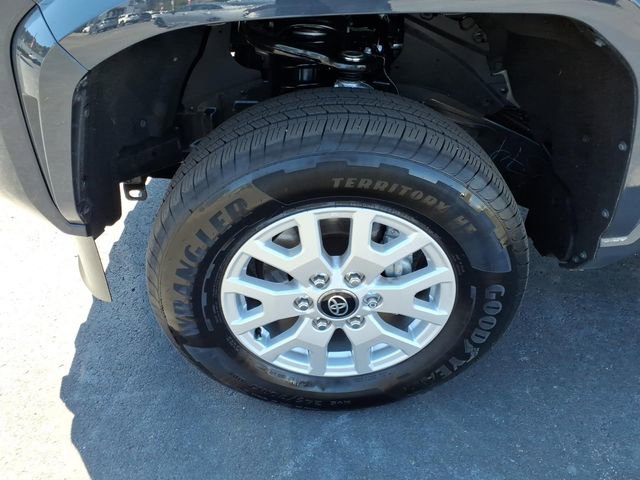 Used 2025 Toyota Tacoma SR5 RWD image 4