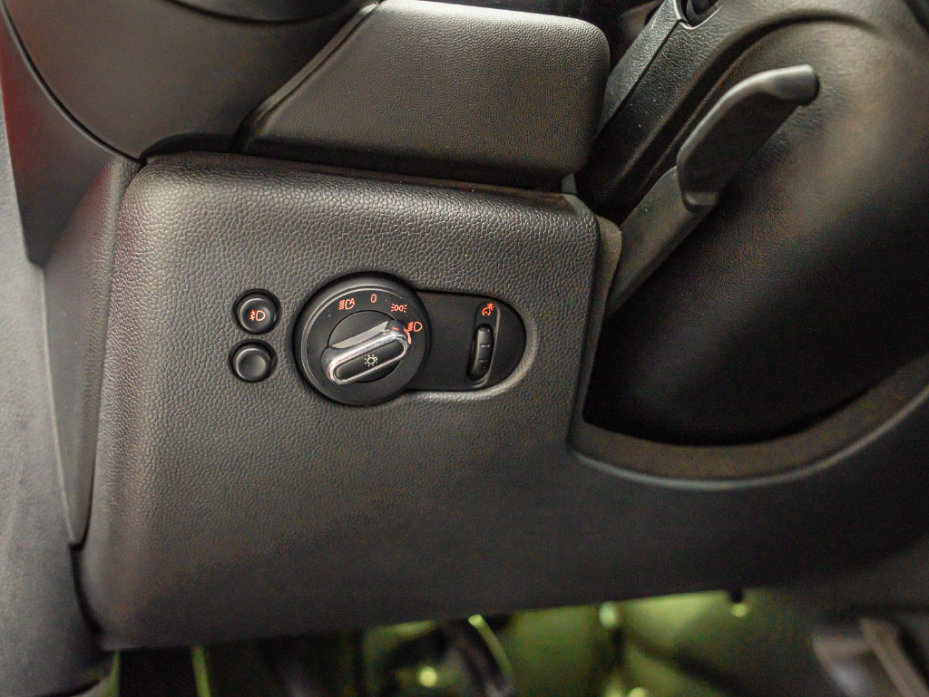 Used 2021 MINI Cooper S w/ 6.5" Touchscreen Package FWD image 18