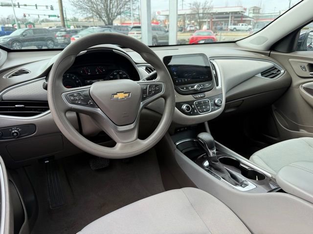 Used 2023 Chevrolet Malibu LT image 17