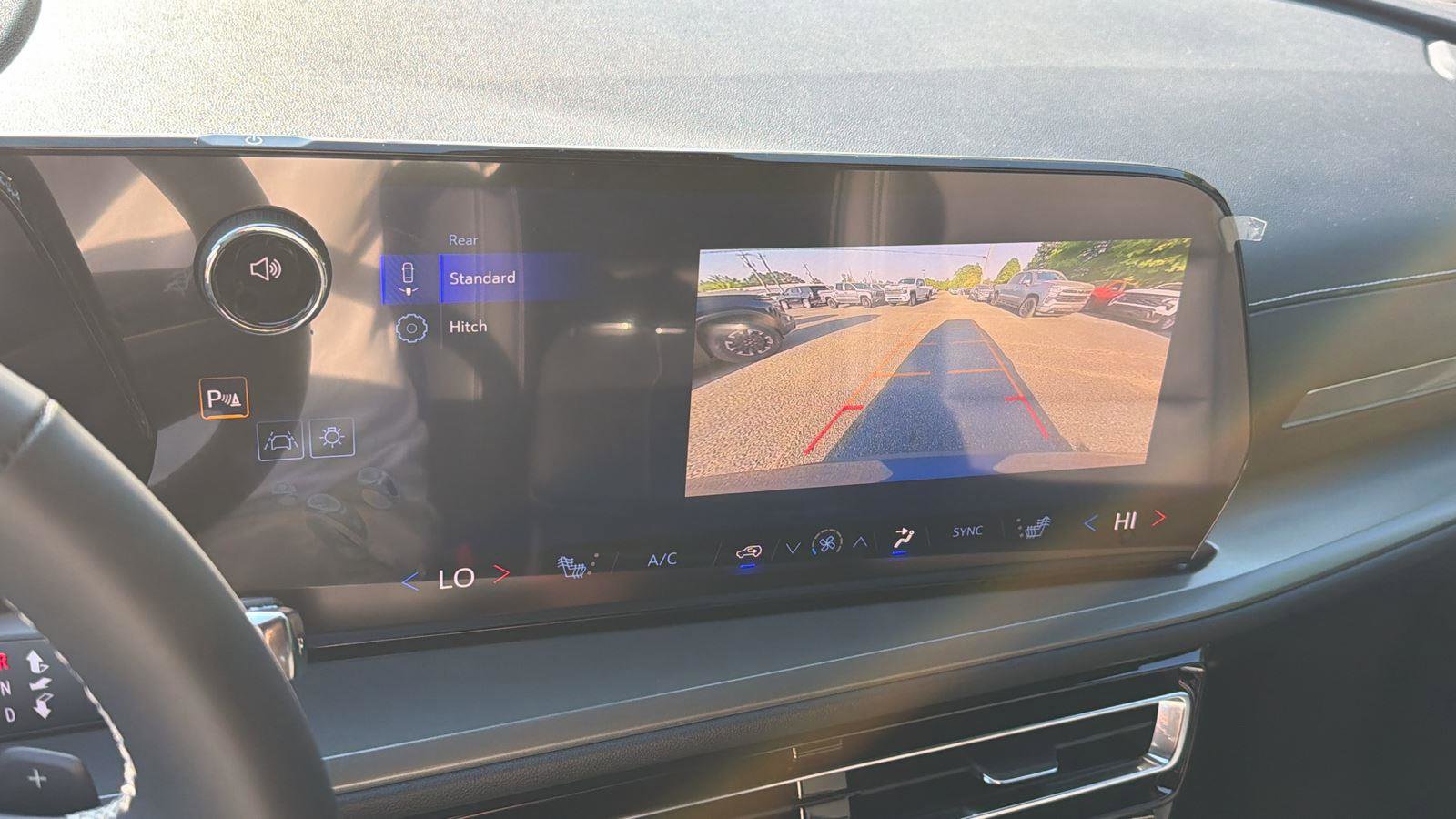 New 2026 Chevrolet Traverse LT FWD image 26
