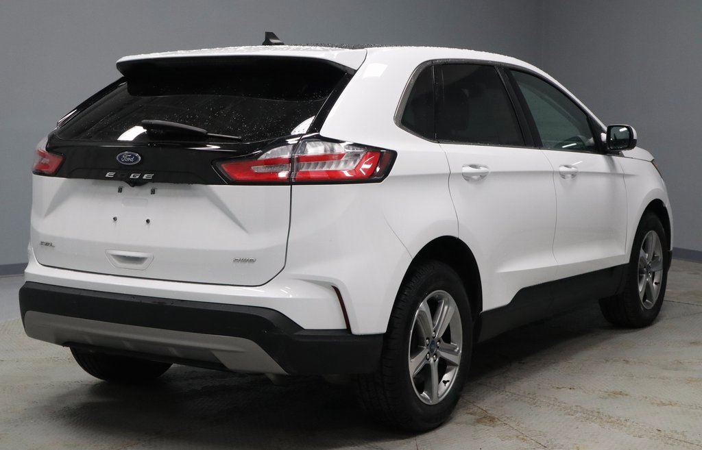 Used 2022 Ford Edge SEL w/ Convenience Package image 12