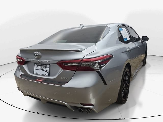 Used 2022 Toyota Camry XSE FWD image 6