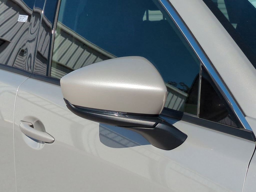 Used 2024 MAZDA CX-90 3.3 Turbo w/ Premium Package image 12