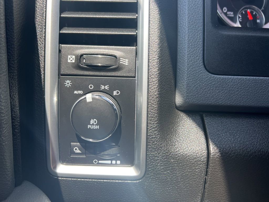 Certified 2020 RAM 1500 Classic Warlock image 22
