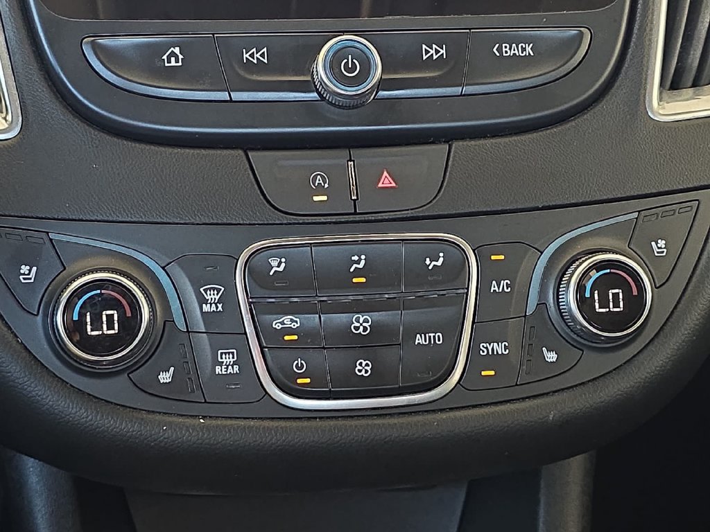 Used 2024 Chevrolet Malibu LT FWD image 24