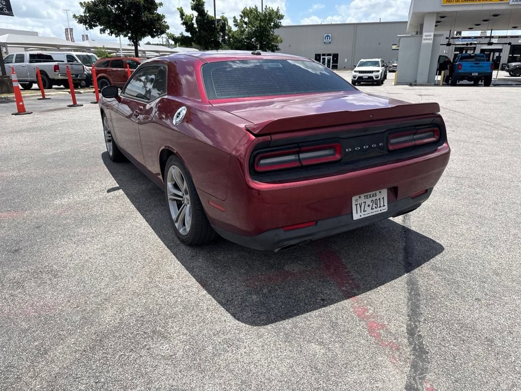 Used 2022 Dodge Challenger R/T RWD image 17