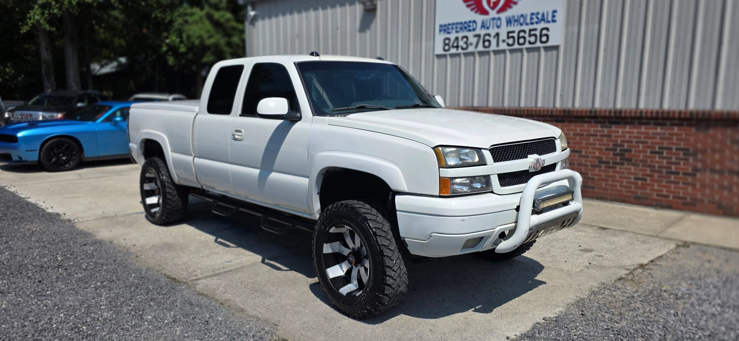 Used 2004 Chevrolet Silverado 1500 4x4 Extended Cab w/ Z71 Convenience Package 1 image 2