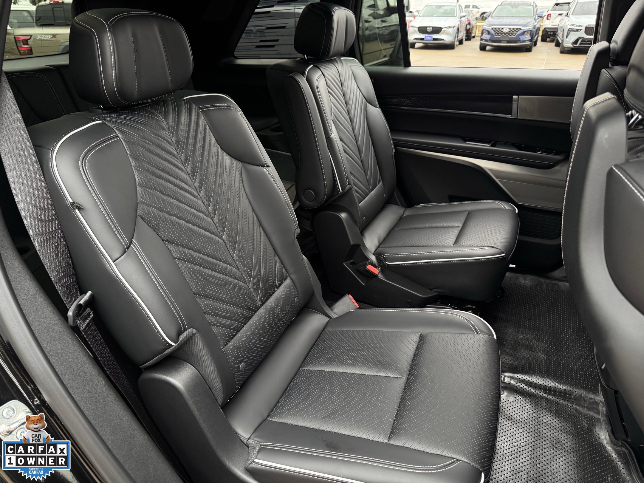 Used 2026 Cadillac Vistiq Platinum w/ LPO, Floor Liner Package AWD/4WD image 31