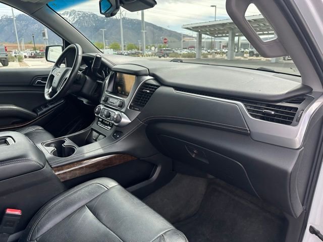 Used 2015 Chevrolet Suburban LT w/ Luxury Package image 19