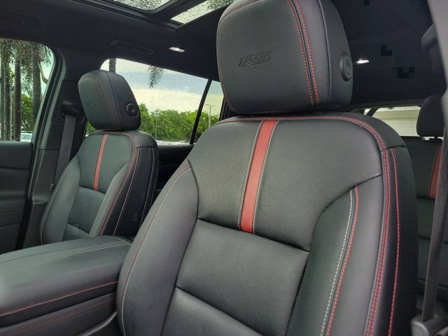 Used 2024 Chevrolet Traverse RS w/ LPO, Floor Liner Package FWD image 21