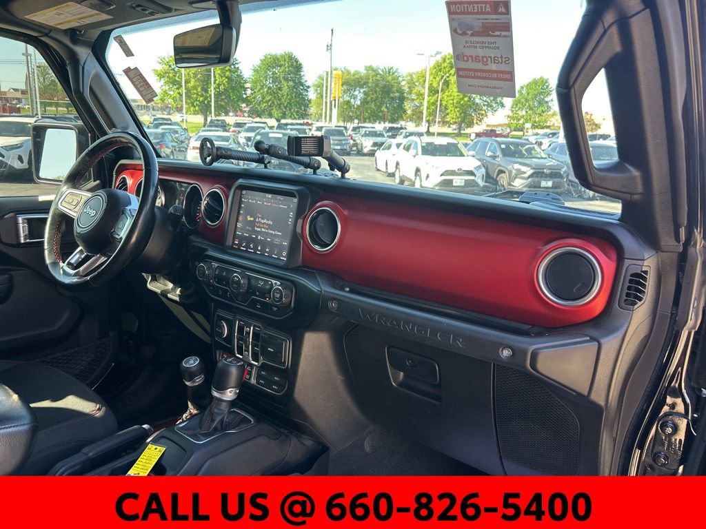 Used 2022 Jeep Wrangler Unlimited Rubicon w/ Cold Weather Group AWD/4WD image 6
