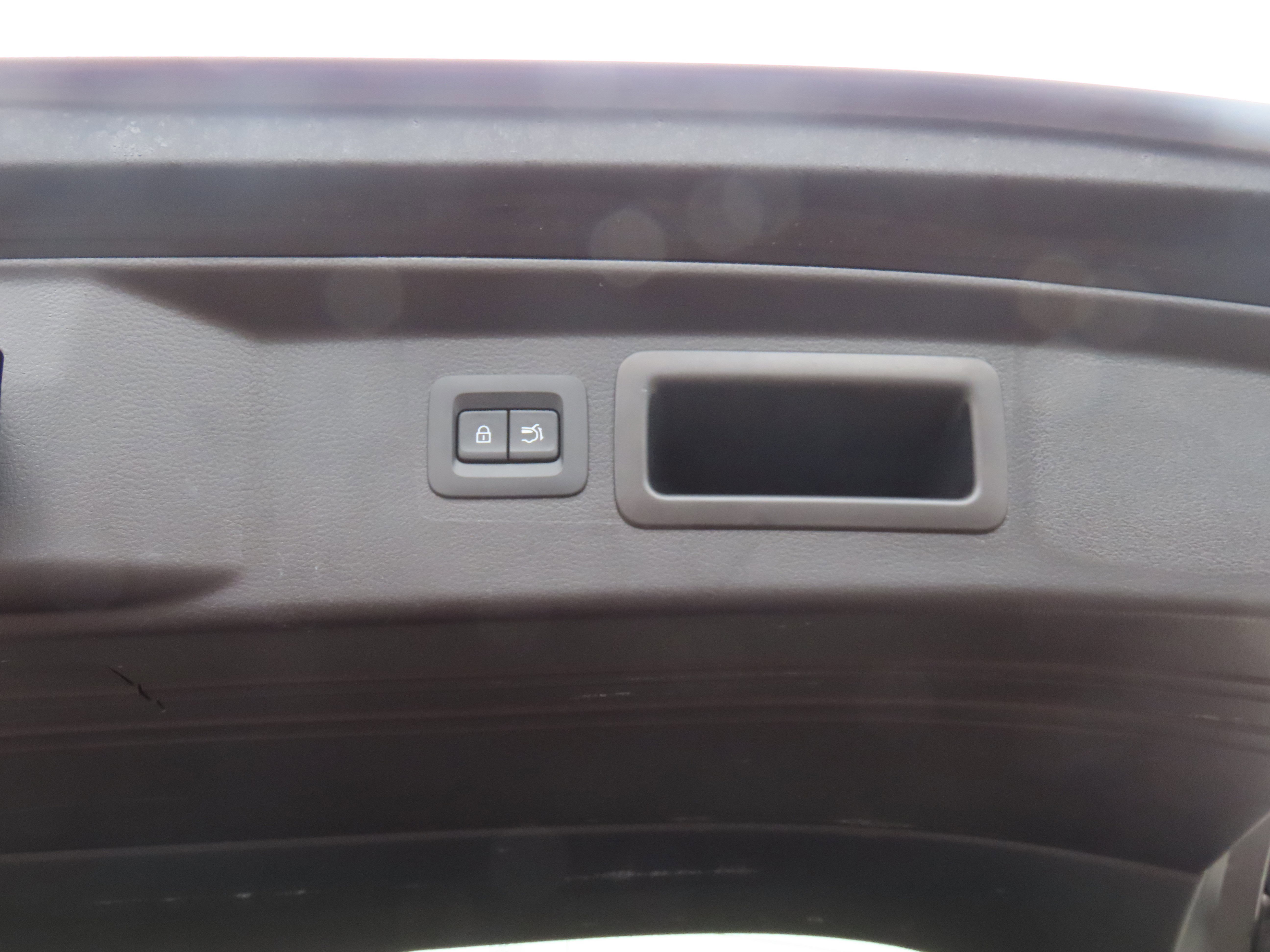 Used 2025 MAZDA CX-50 AWD 2.5 Hybrid w/ Premium Pkg image 20