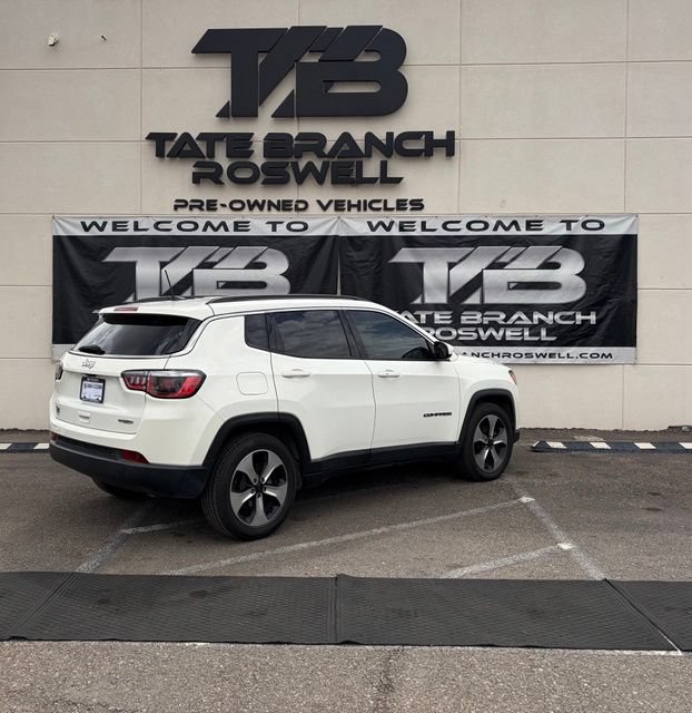 Used 2019 Jeep Compass Latitude w/ Popular Equipment Group FWD image 7
