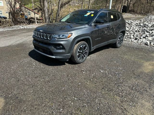 Used 2022 Jeep Compass Limited w/ Sun and Sound Group AWD/4WD image 1