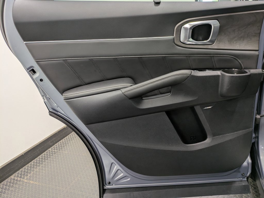Certified 2024 Kia Sorento SX Prestige image 22