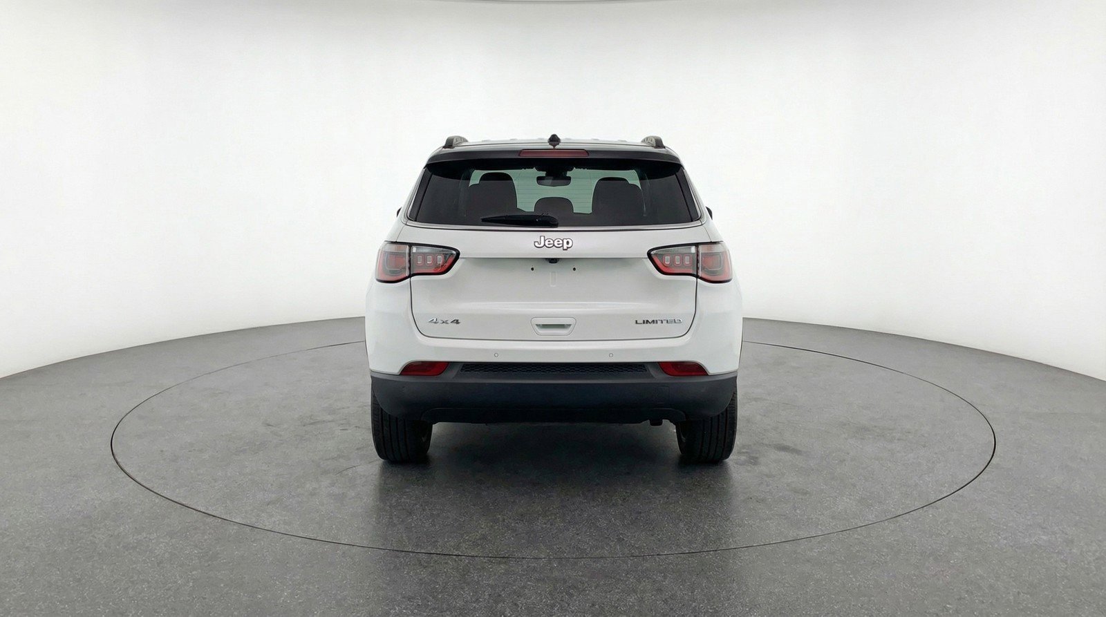 Used 2025 Jeep Compass Limited image 7
