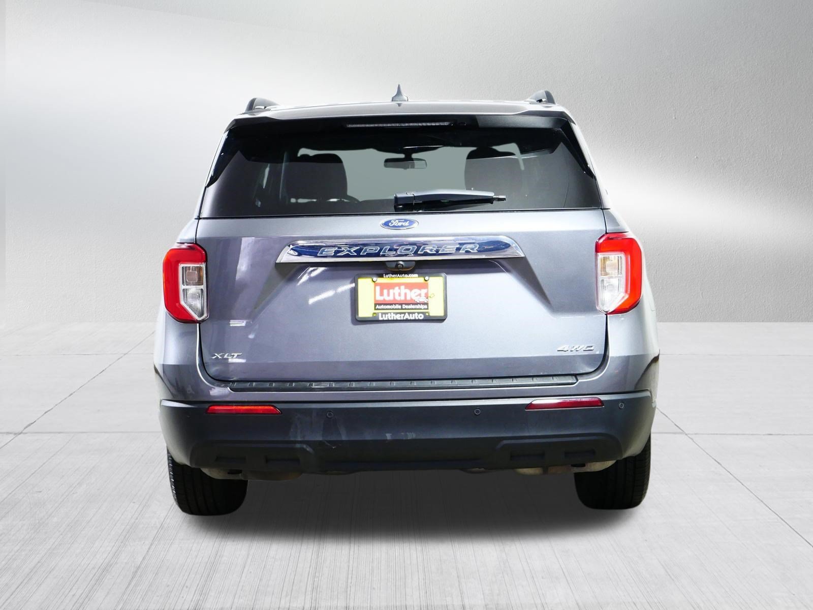 Used 2021 Ford Explorer XLT AWD/4WD image 6