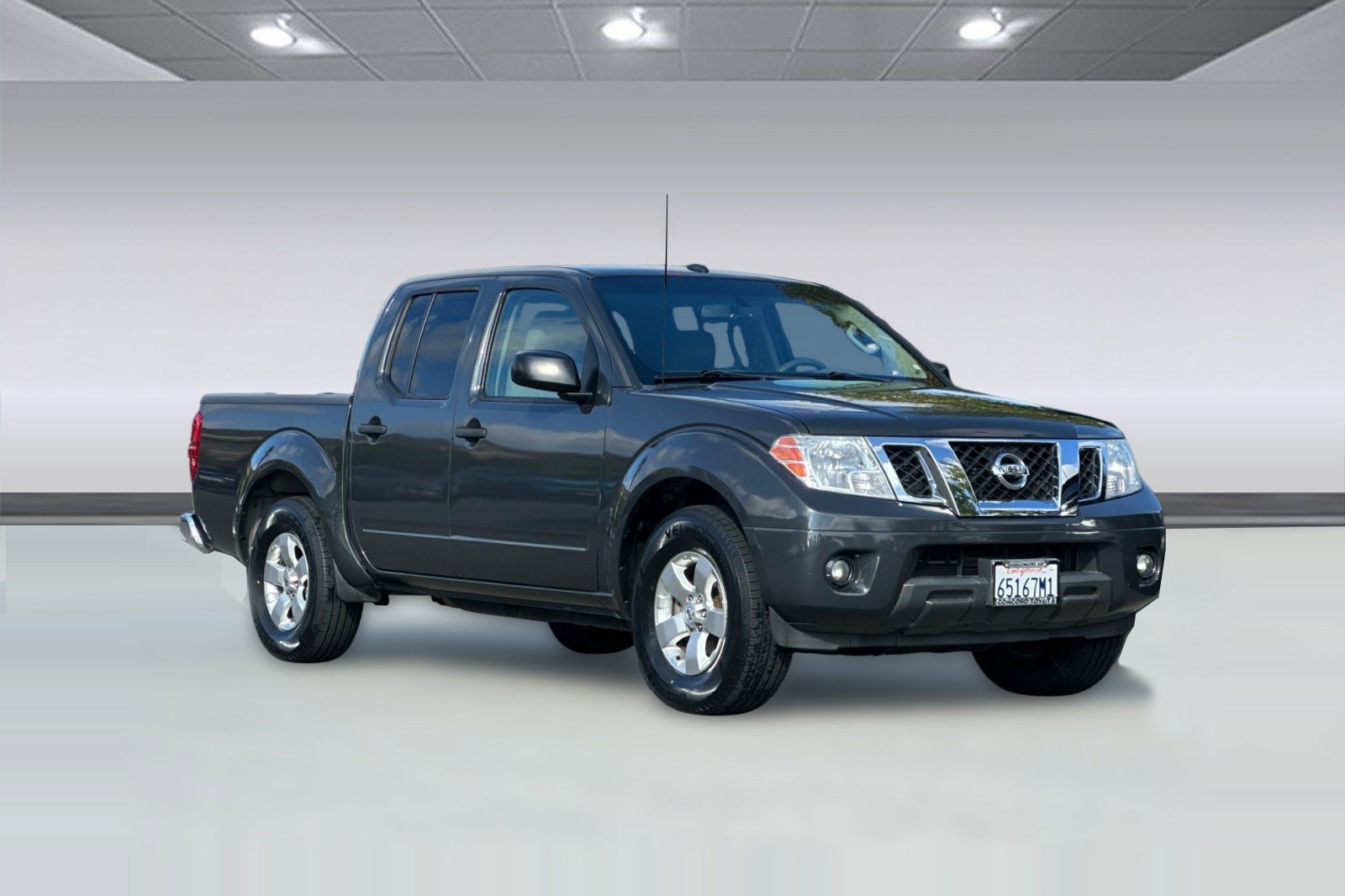Used 2013 Nissan Frontier SV w/ SV Value Truck Pkg RWD image 7