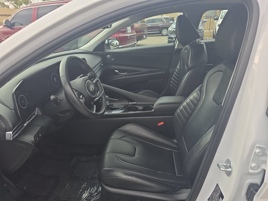 Used 2024 Hyundai Elantra Limited FWD image 9