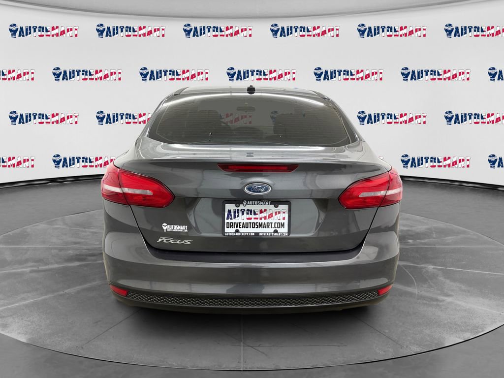 Used 2017 Ford Focus S image 4