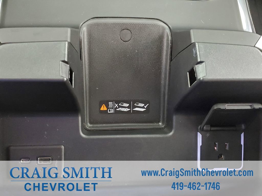 Used 2025 Chevrolet Silverado 2500 LTZ w/ LTZ Plus Package image 31