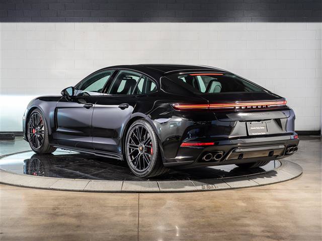 New 2026 Porsche Panamera GTS AWD/4WD image 3