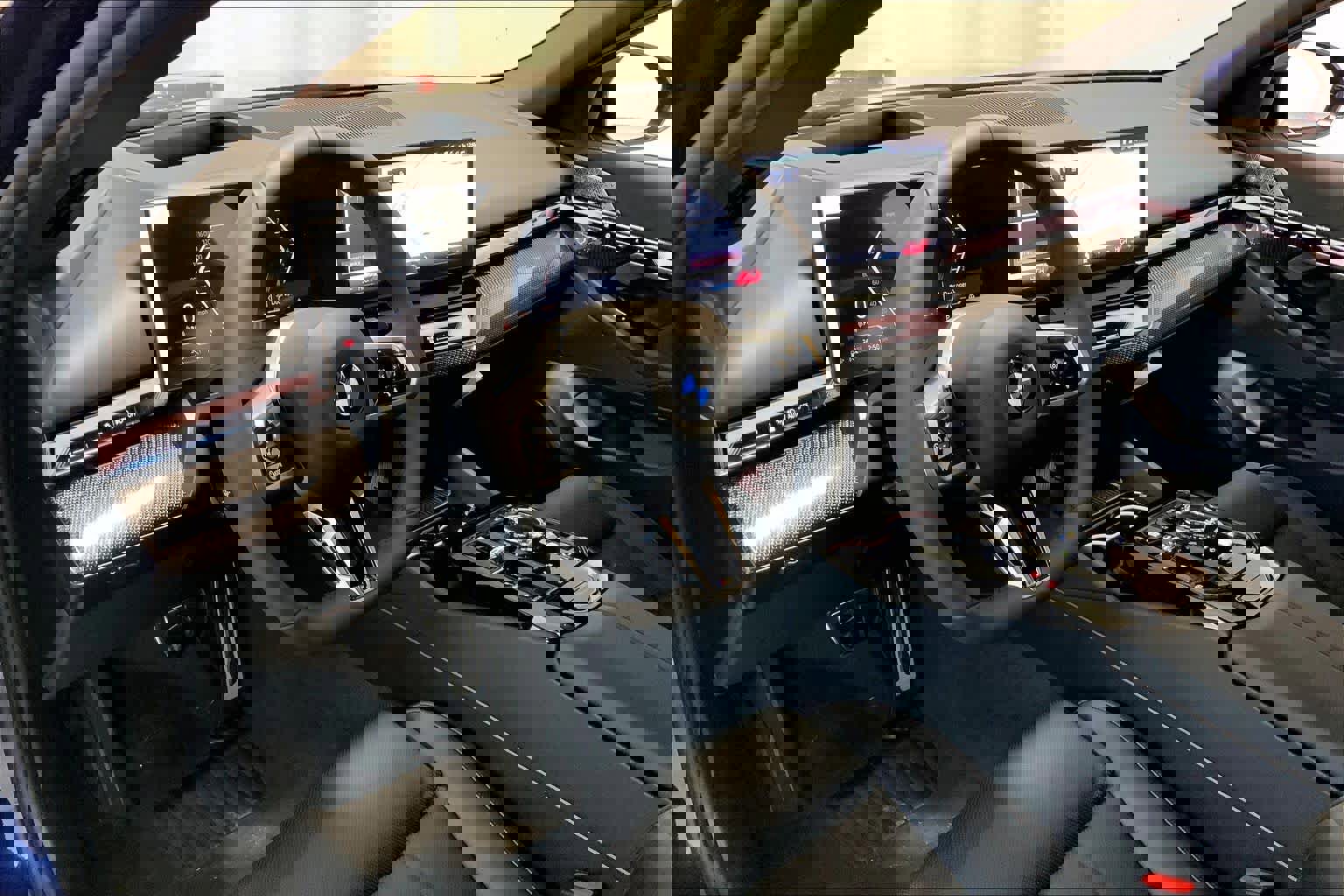 New 2026 BMW 540i xDrive 540i xDrive w/ Executive Package image 8