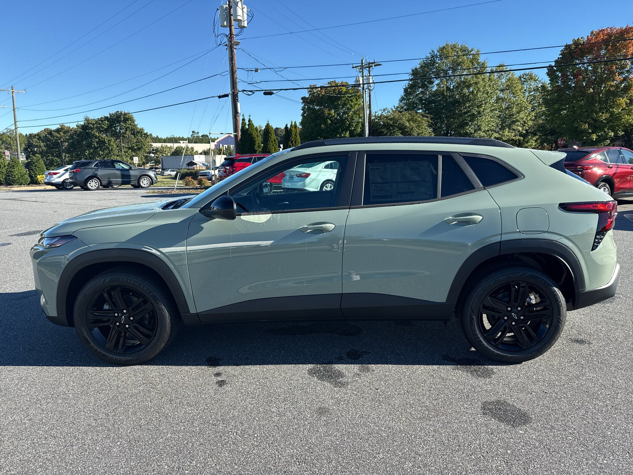 New 2026 Chevrolet Trax ACTIV FWD image 3