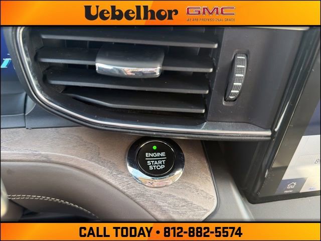 Used 2020 Ford Explorer Platinum w/ Premium Technology Package image 28