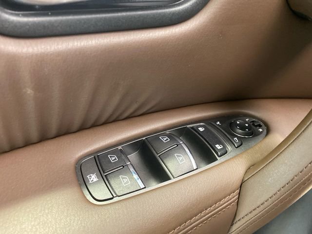 Used 2022 Nissan Armada Platinum w/ Captain's Chairs Package RWD image 11