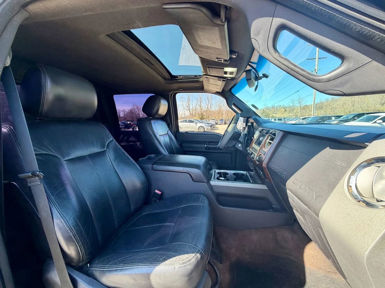 Used 2012 Ford F250 Lariat w/ Lariat Interior Pkg image 16