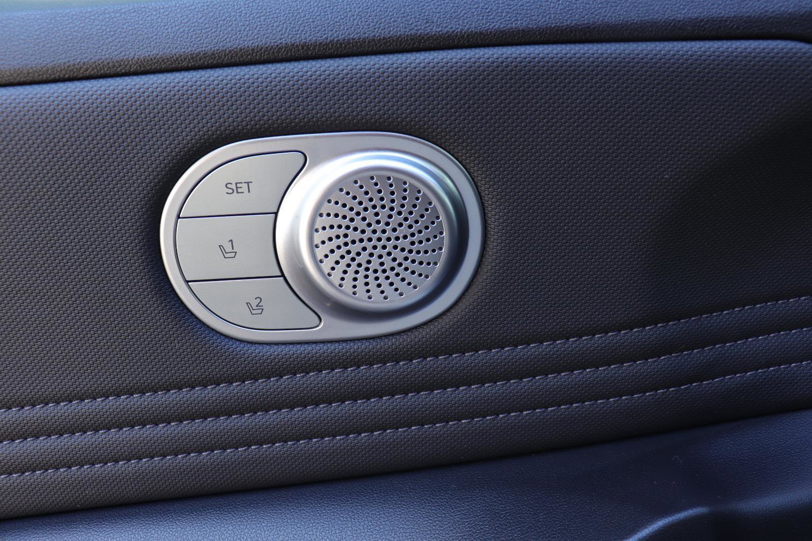 Used 2023 Hyundai Elantra Limited w/ Cargo Package image 20