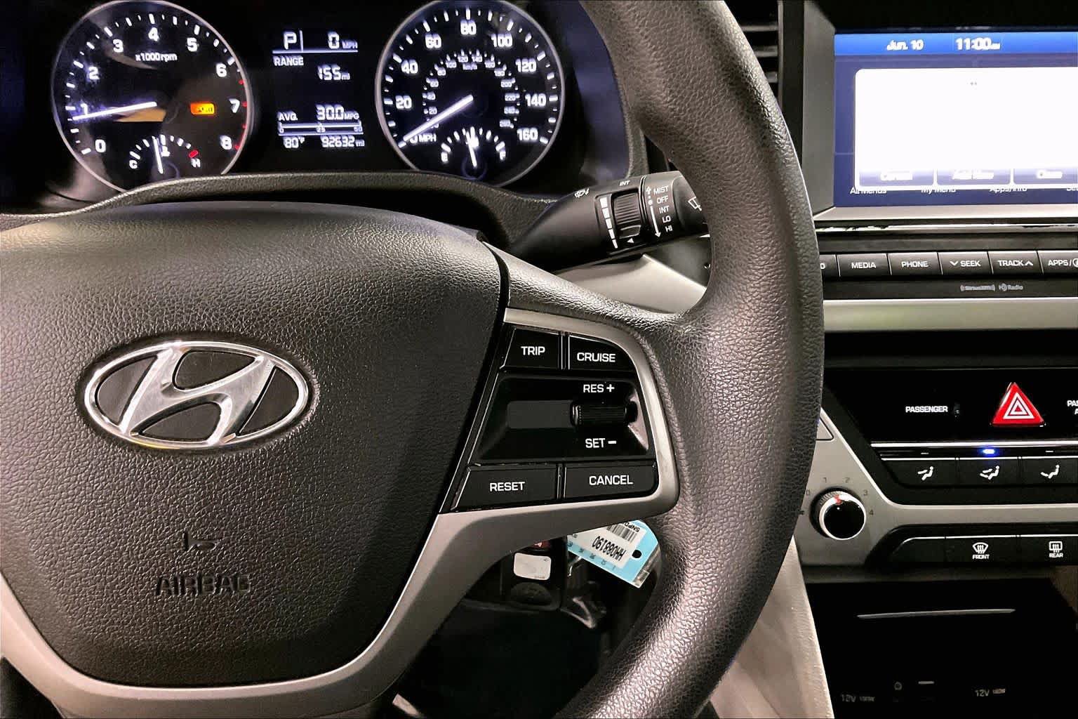 Used 2017 Hyundai Elantra SE FWD image 24