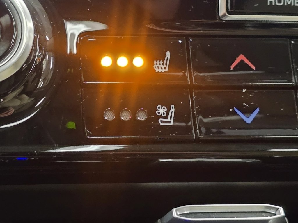 Certified 2020 Toyota Highlander Limited image 9