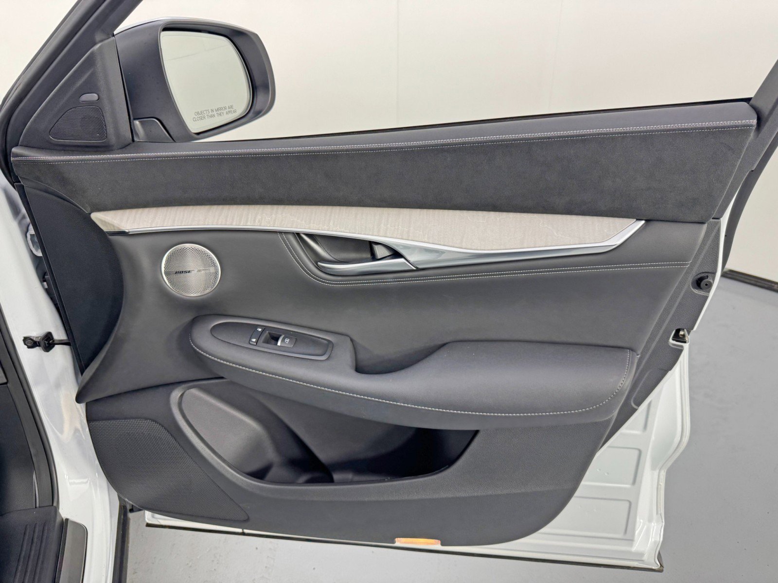 Used 2023 INFINITI QX50 Sensory w/ Accent Package image 49