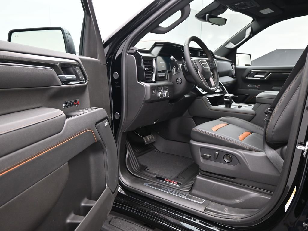 New 2026 GMC Sierra 1500 AT4 w/ AT4 Premium Package AWD/4WD image 11