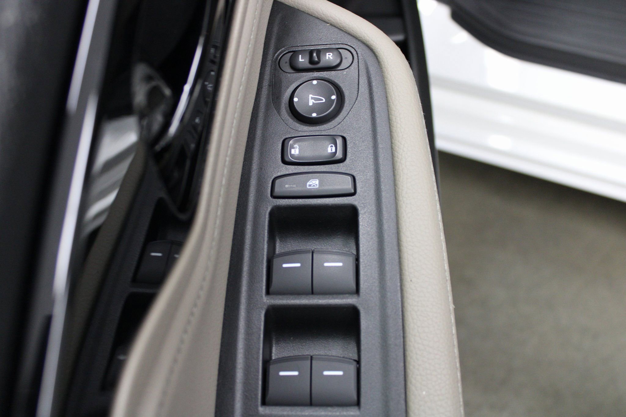 Used 2022 Honda Odyssey Touring image 14