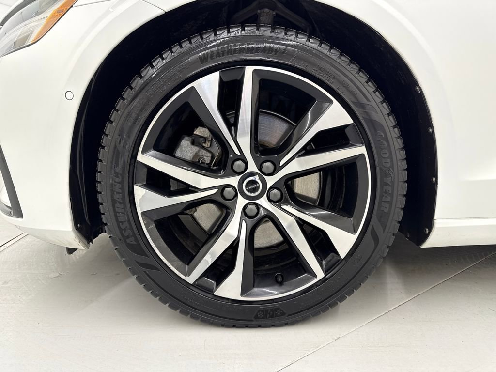 Used 2024 Volvo S60 B5 Plus image 9