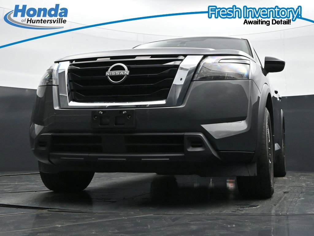 Used 2024 Nissan Pathfinder S AWD/4WD image 24