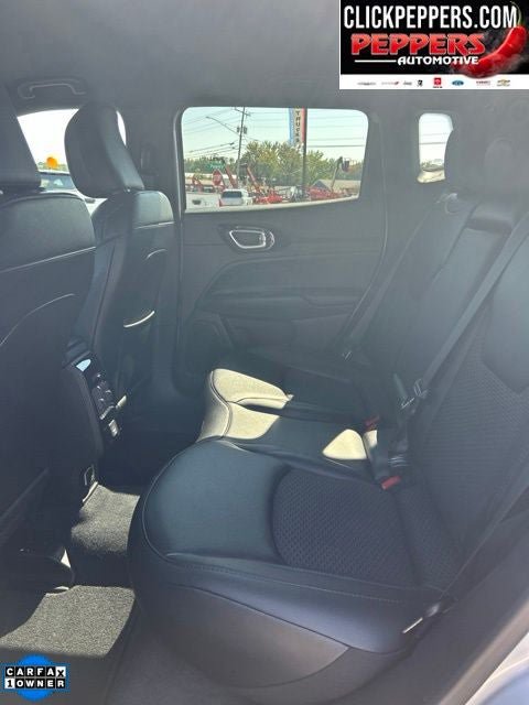 Used 2026 Jeep Compass Latitude AWD/4WD image 12