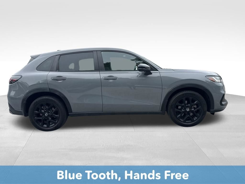 Used 2023 Honda HR-V Sport image 11