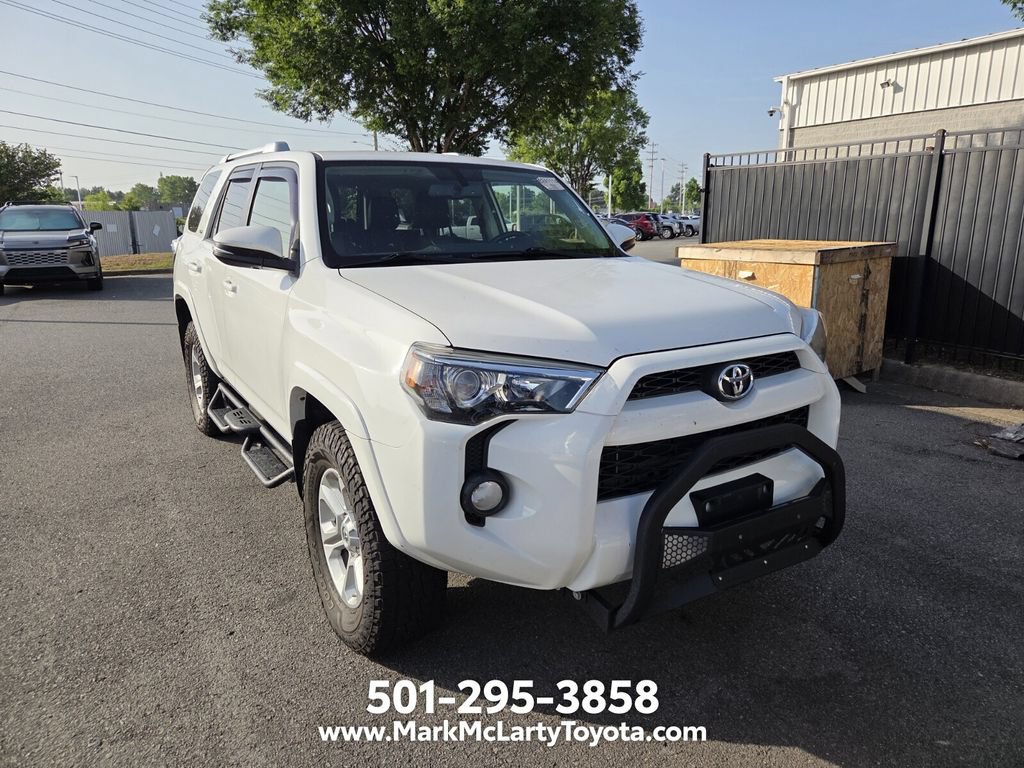 Used 2018 Toyota 4Runner SR5 Premium AWD/4WD image 2