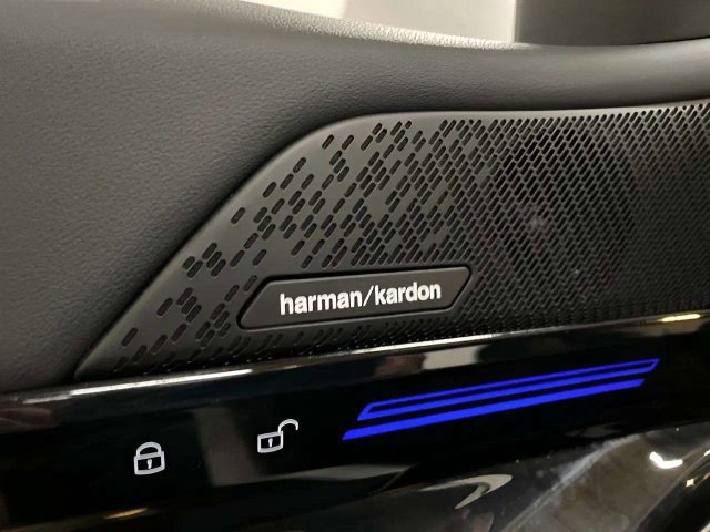Used 2026 BMW 530i RWD image 28