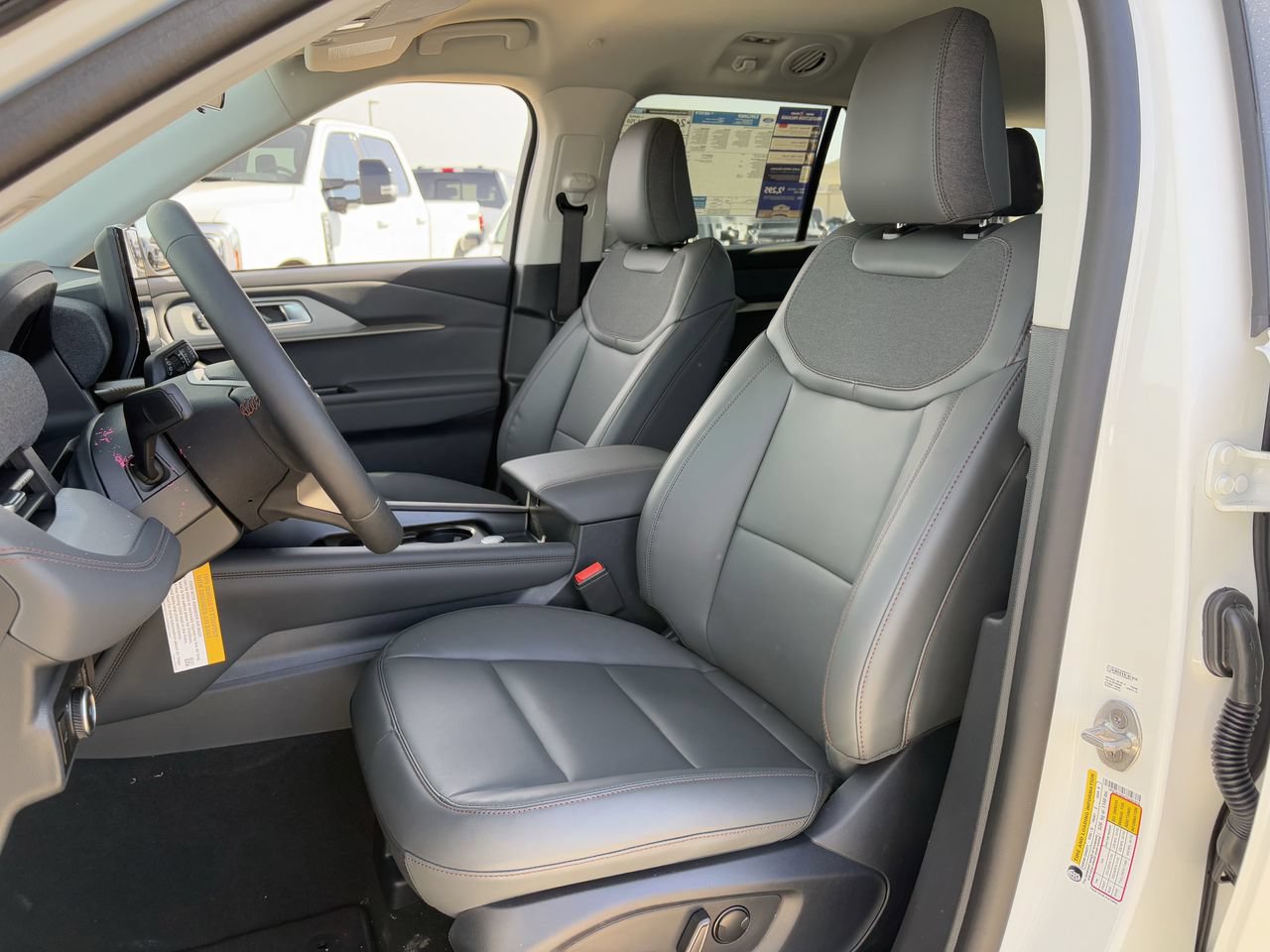 New 2026 Ford Explorer Active w/ Active Comfort Package RWD image 23