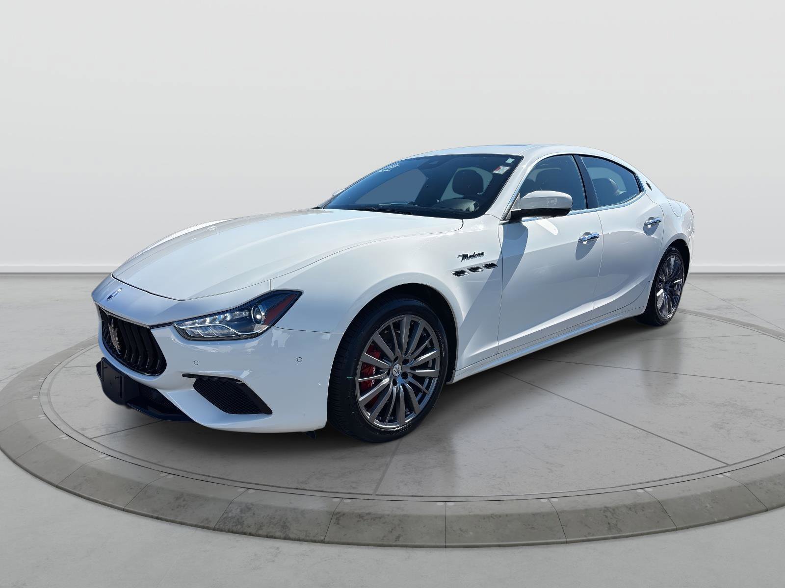 Used 2022 Maserati Ghibli Modena Q4 image 1