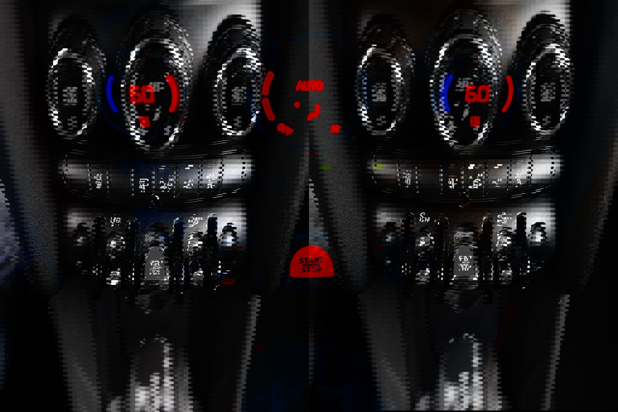 Used 2015 MINI Cooper 2-Door Hardtop image 36