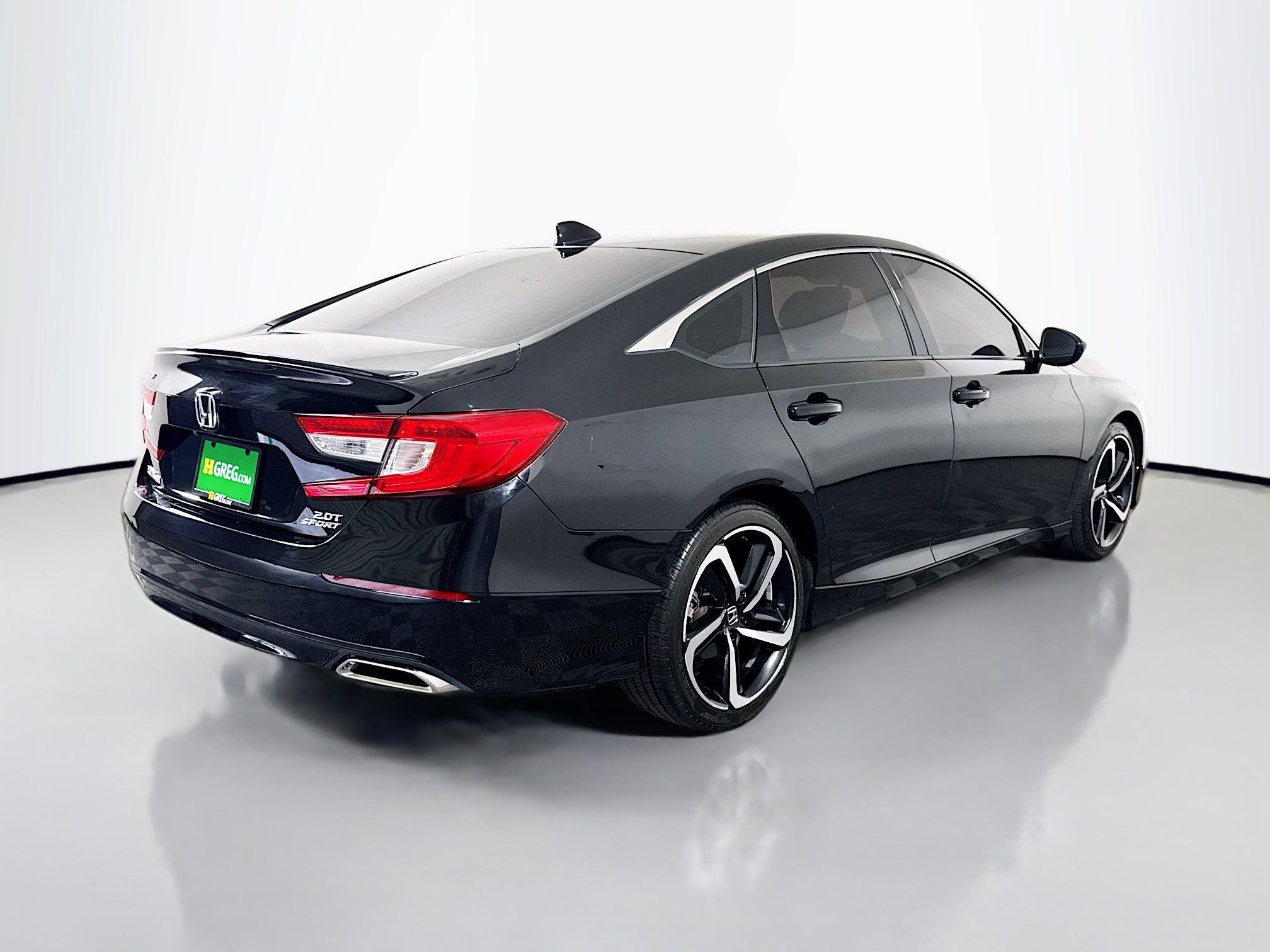 Used 2018 Honda Accord Sport image 10